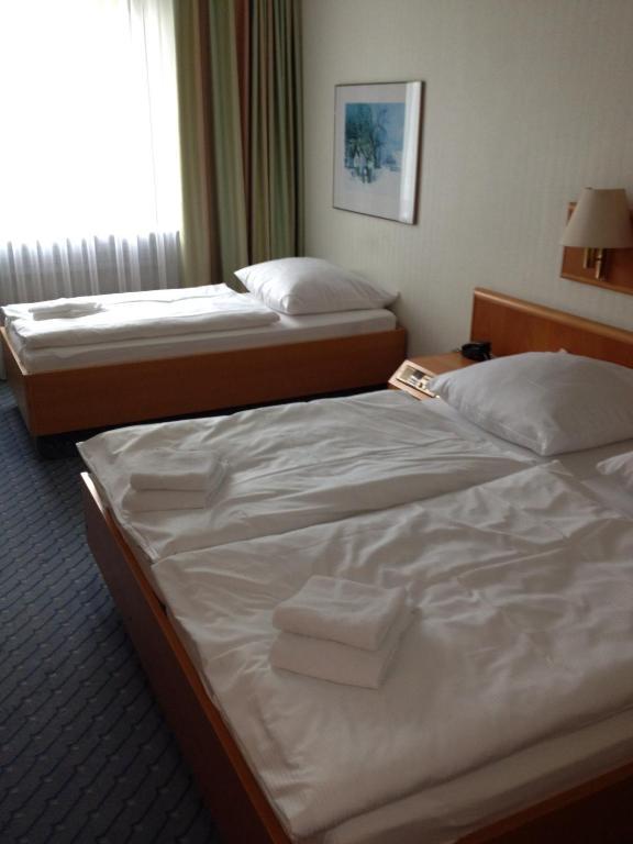 A1 Raststatte & Hotel Hamburg-Stillhorn Room photo